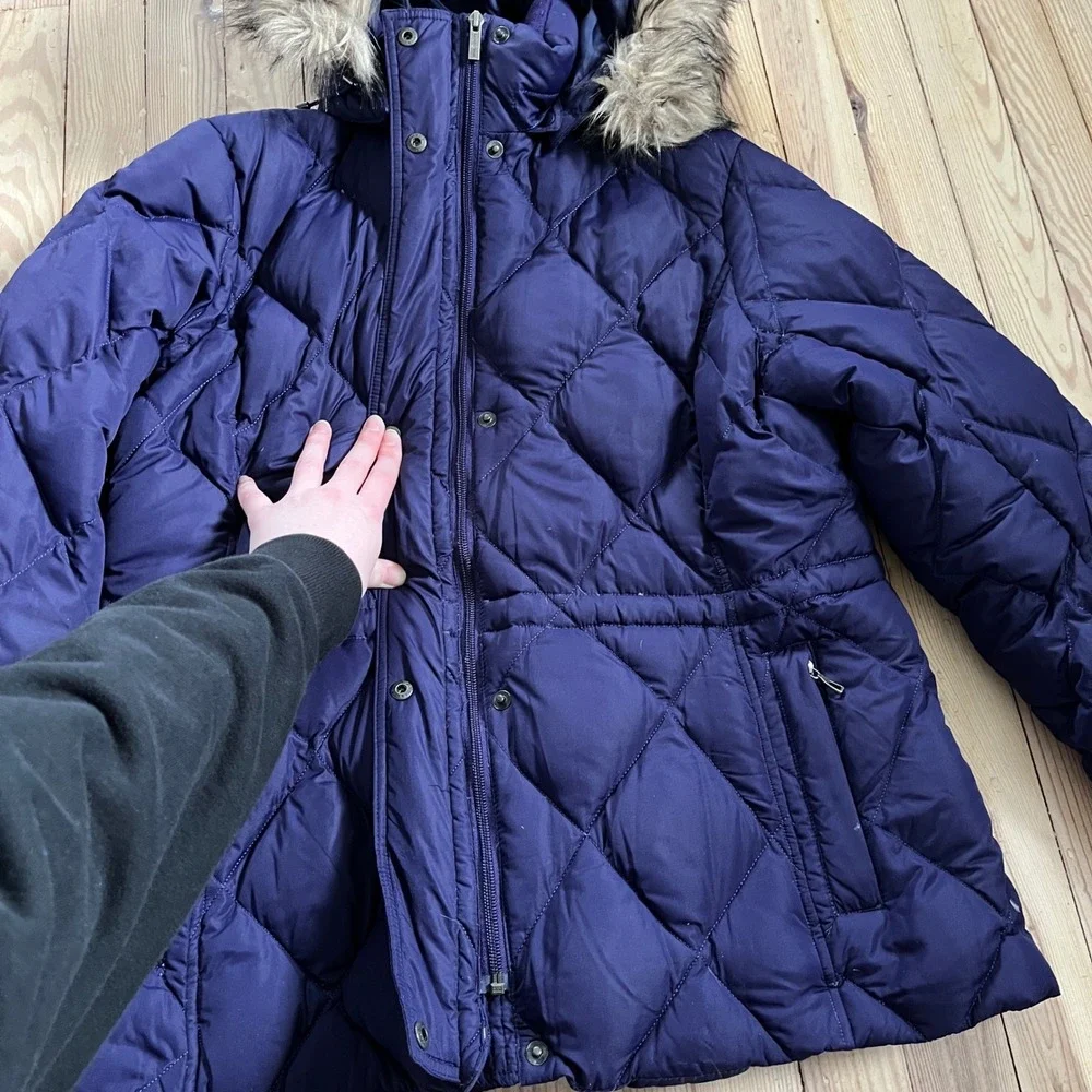 Lands End Women L Purple‎ Diamond Quilted Down Puffer Jacket Faux Fur Hood Lined
